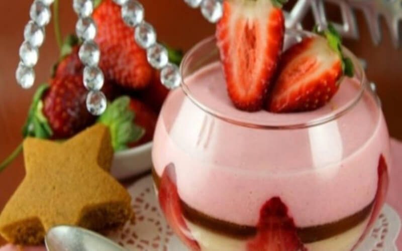 Panna Cotta aux fraises et pain d'épices