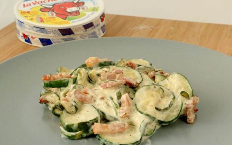 Courgettes façon carbonara à la Vache qui Rit